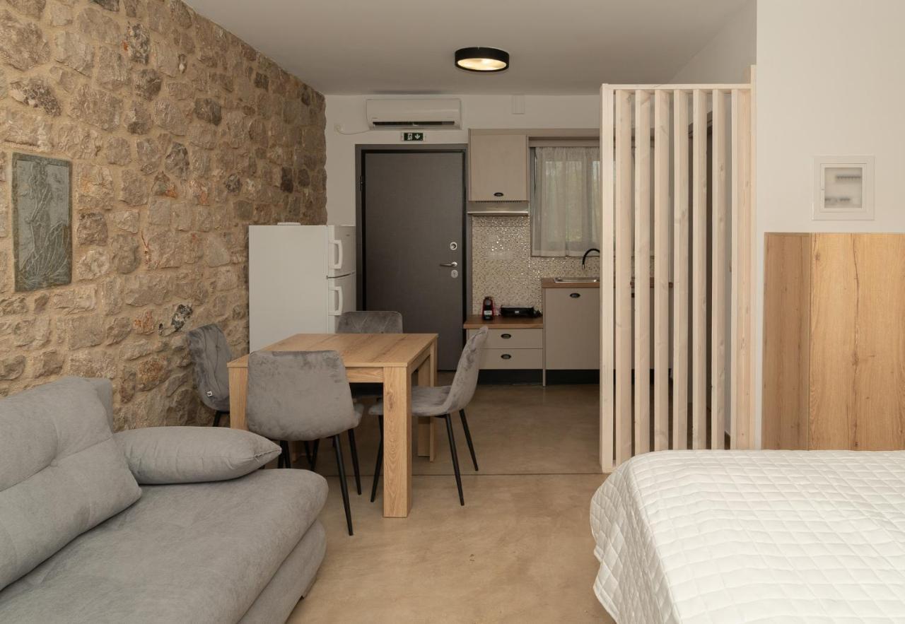 Lithos Suites Finikounta Eksteriør bilde