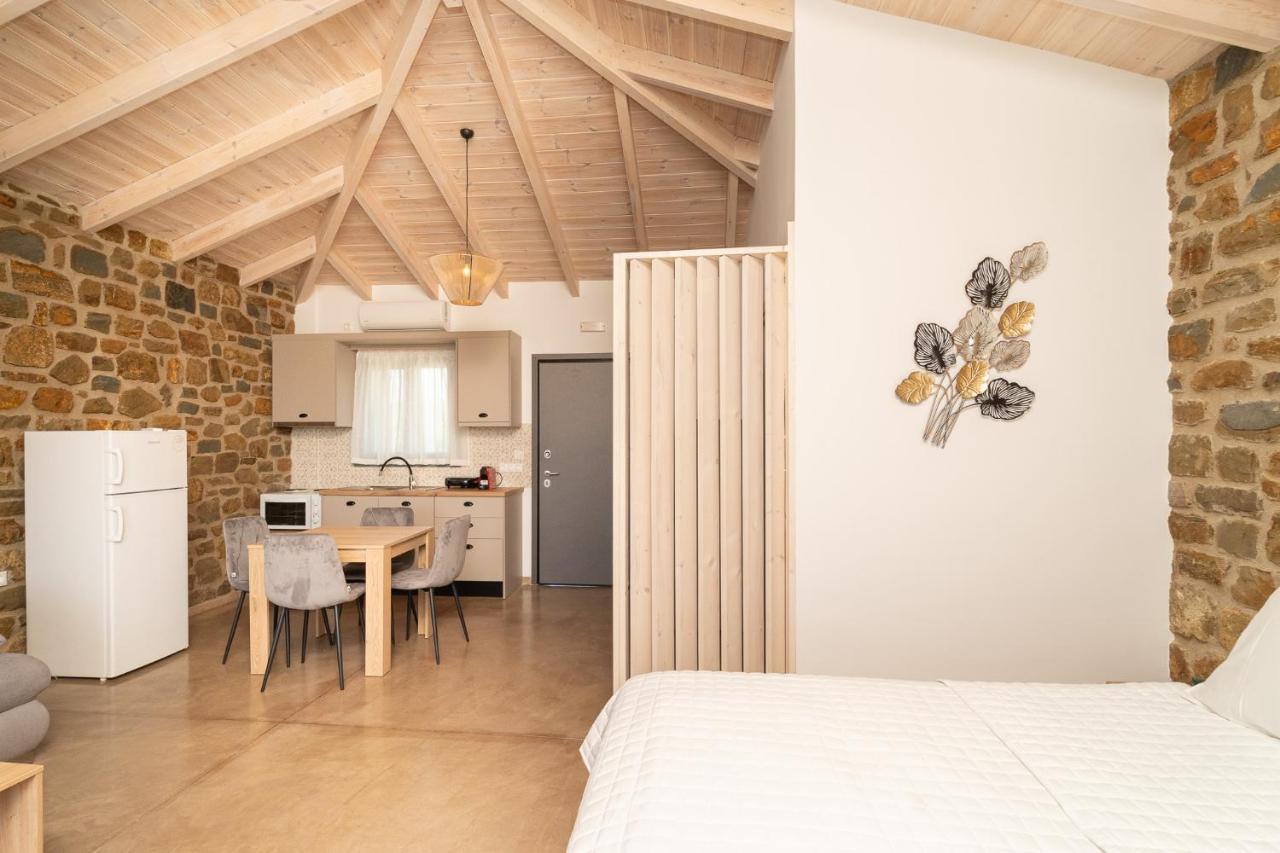 Lithos Suites Finikounta Eksteriør bilde